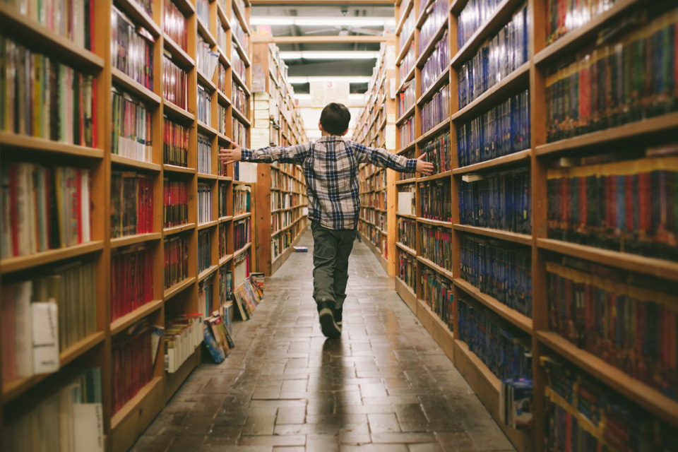 Đọc sách rất tốt, nhưng làm sao để biết đó là một cuốn sách đáng đọc?