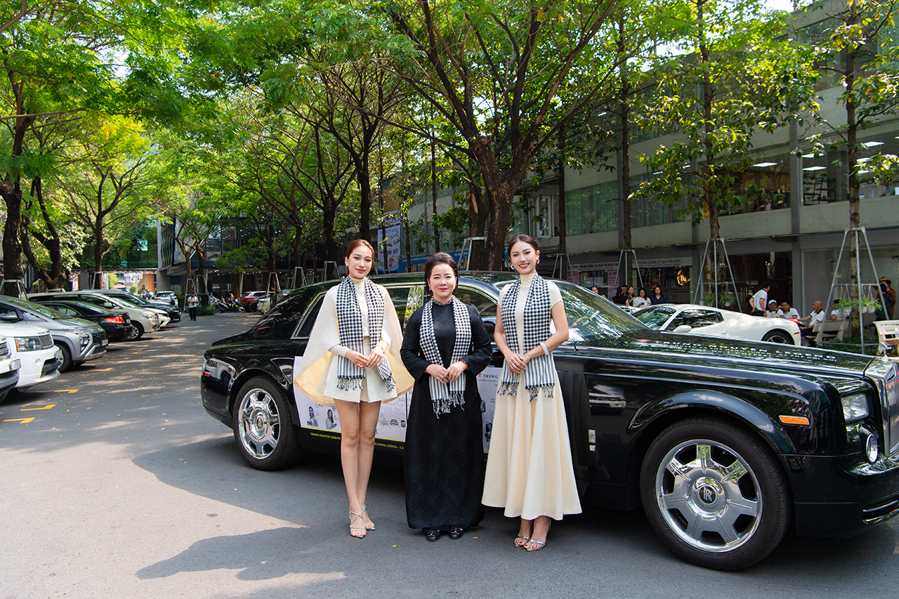 Hoa hậu Võ Cao Kỳ Duyên, cô Xuân Trang cùng Hoa hậu Phương Linh hào hứng, tâm huyết kể lại những trải nghiệm cá nhân đáng nhớ, lan tỏa tinh thần và động lực đến sinh viên.