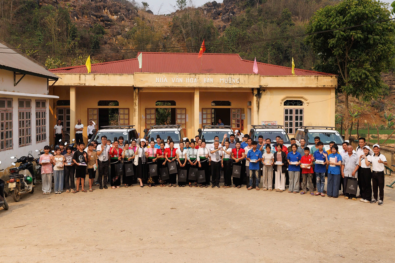 Nhật ký Hành trình Từ Trái Tim: Vượt hiểm trở, thắp khát vọng lớn nơi vùng cao