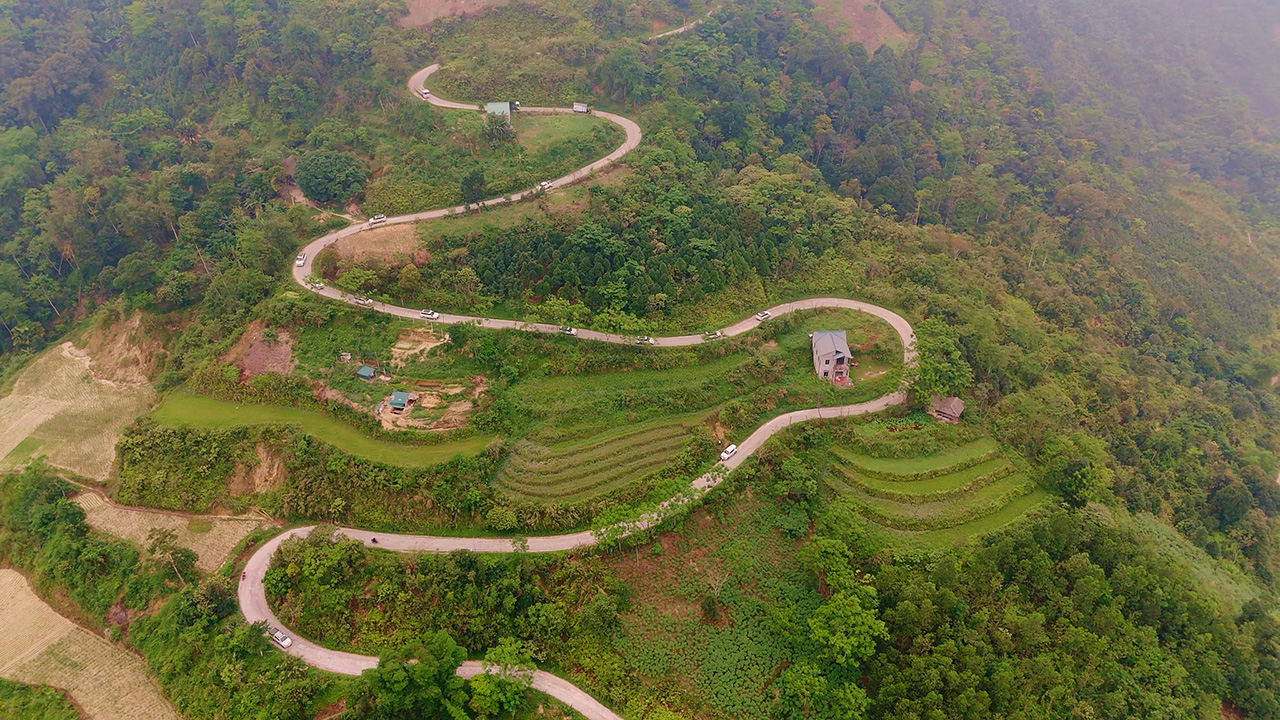 Vượt qua quãng đường xa xôi đến những vùng sâu, vùng xa nơi núi rừng Tây Bắc, Hành trình Từ Trái Tim mang theo sự quan tâm, sẻ chia và nguồn động lực đến với học sinh vùng cao
