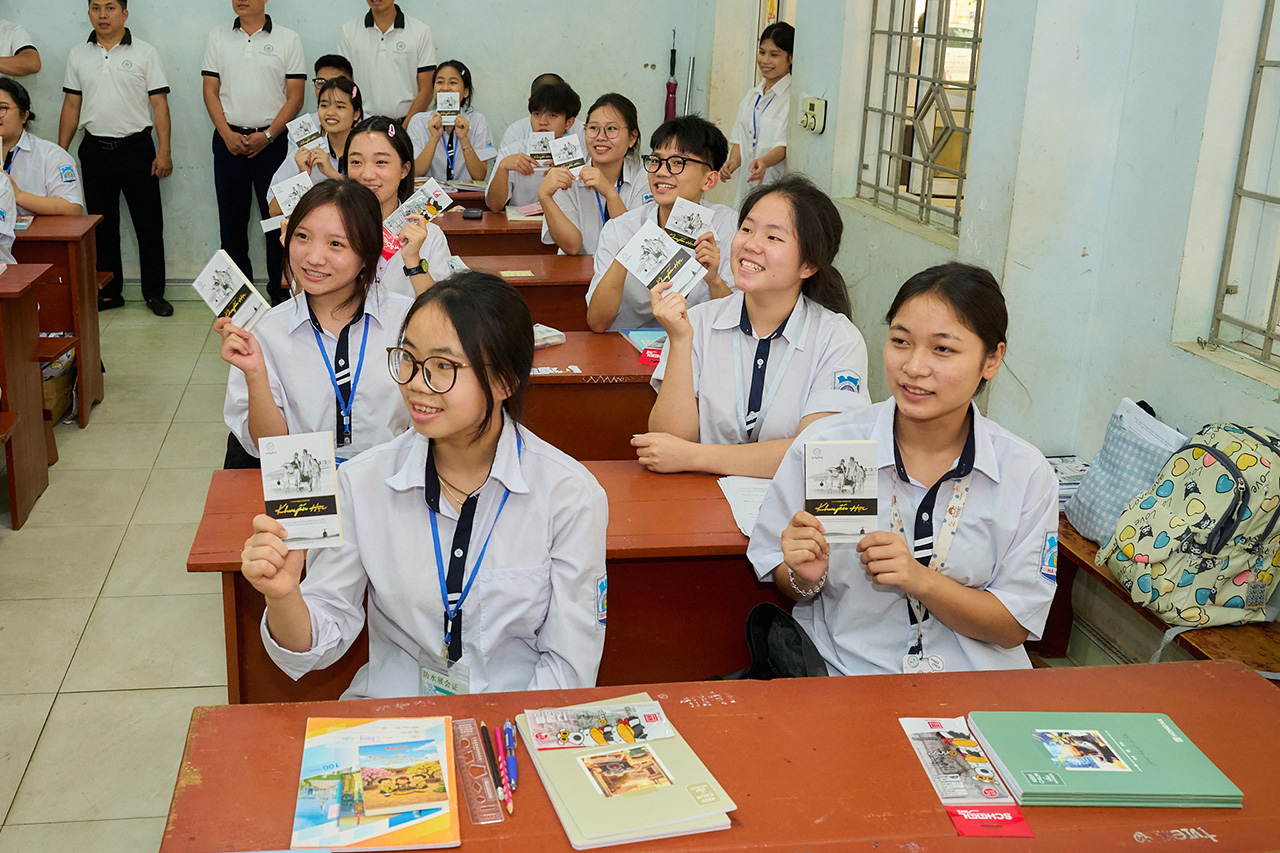 Những cuốn sách từ Hành trình Từ Trái Tim trở thành động lực để nhiều học sinh vùng cao thêm quyết tâm học tập, nuôi dưỡng ước mơ và khát vọng cống hiến cho quê hương
